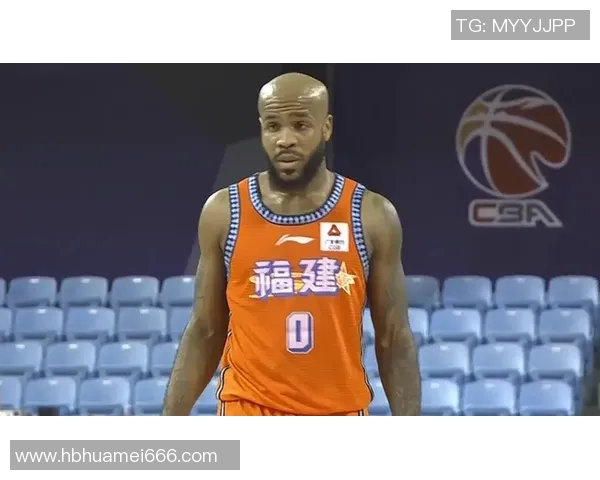 任骏飞领衔表现出色助力球队逆转胜利展现篮球场上的无限可能性