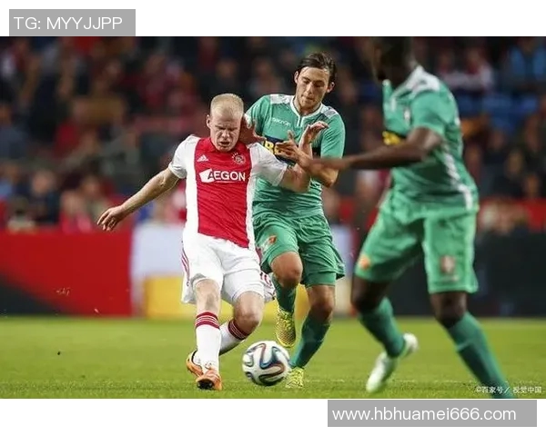 埃因霍温青年队迎战马斯特球队全力争胜展现青春风采 埃因霍温青年队迎战马斯特球队全力争胜展现青春风采