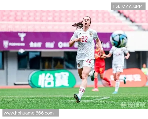 女足迎战俄罗斯女足全力争胜展现实力与风采 女足迎战俄罗斯女足全力争胜展现实力与风采