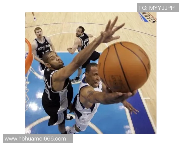 2014年NBA季后赛马刺与小牛激战回顾两队经典对决的精彩瞬间与战术分析