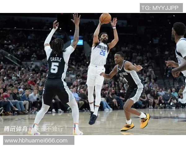 2020年马刺与独行侠激战回顾：一场精彩的西部对决与篮球魅力的碰撞