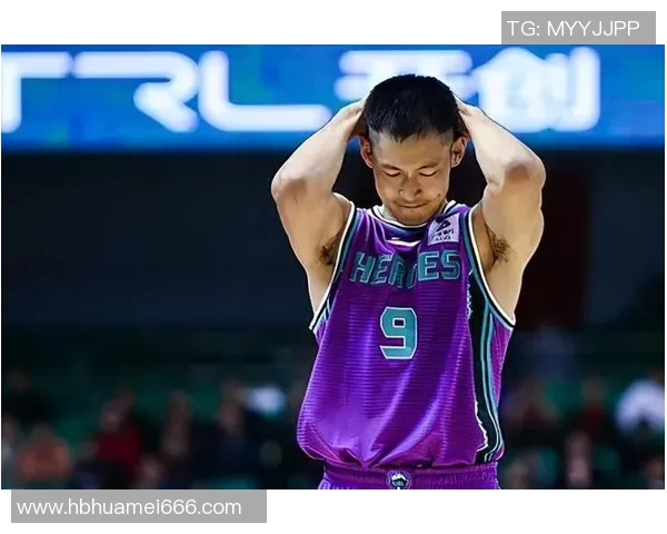 张庆鹏:从篮球场上的拼搏者到人生舞台的成功转型之路 张庆鹏:从篮球场上的拼搏者到人生舞台的成功转型之路